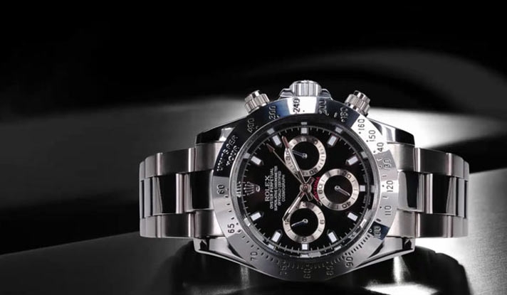 Lee Morris Attempts To Shoot A Rolex Watch