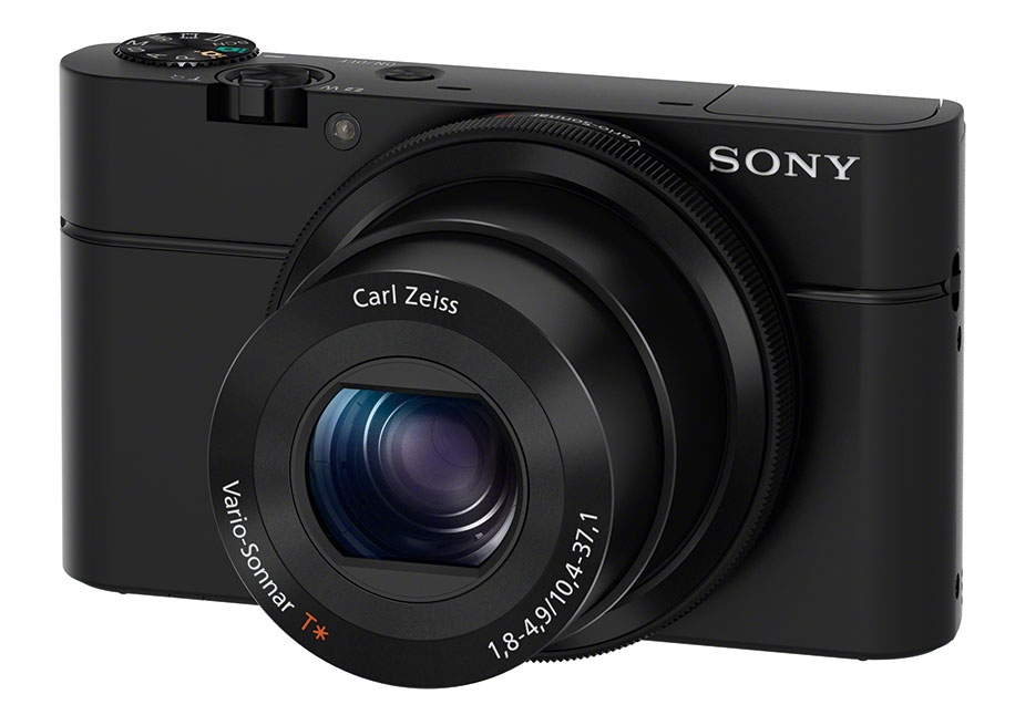 New Gear: Larger Sensors in Smaller Cameras
