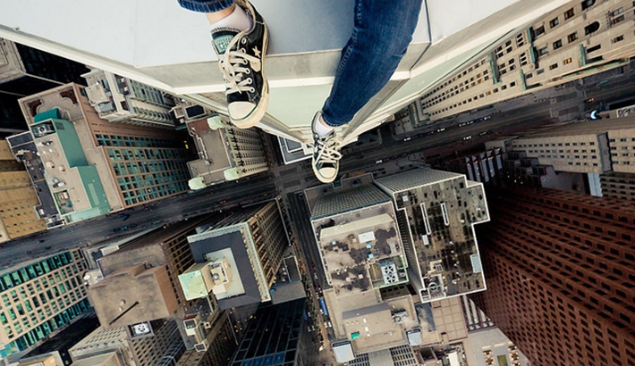 Urban photography by Tom Ryaboi