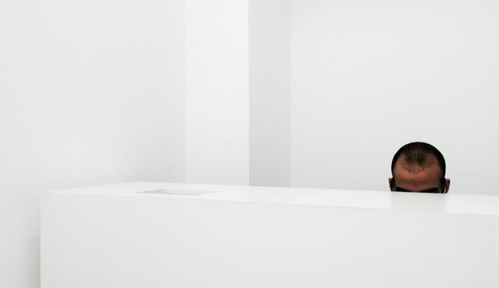 Minimalism and Geometry: Street Photography by Thomy Keat