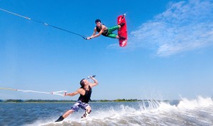 Amazonde WakeboardingArtikel Wakeboards Bindungen