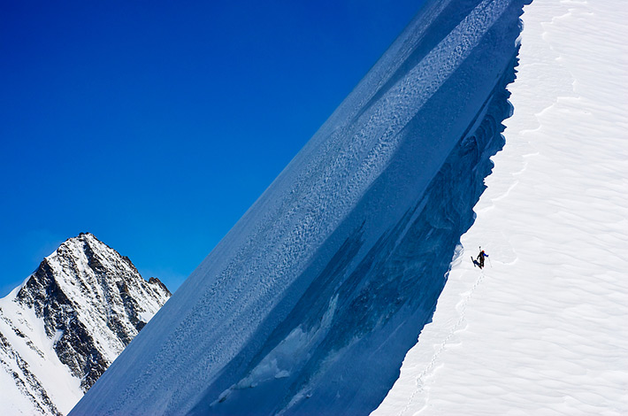 celin-serbo-alpine-hiking