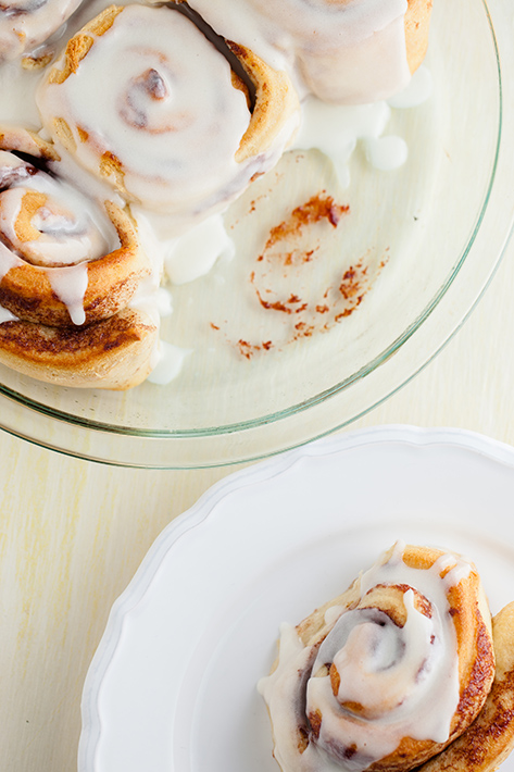 Cinnamon_roll_pan