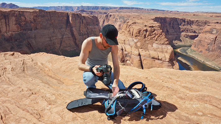 Back panel access keeps the shoulder straps, and you, from getting all dirty.